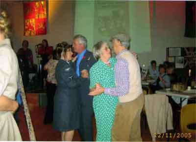 40s night dancing